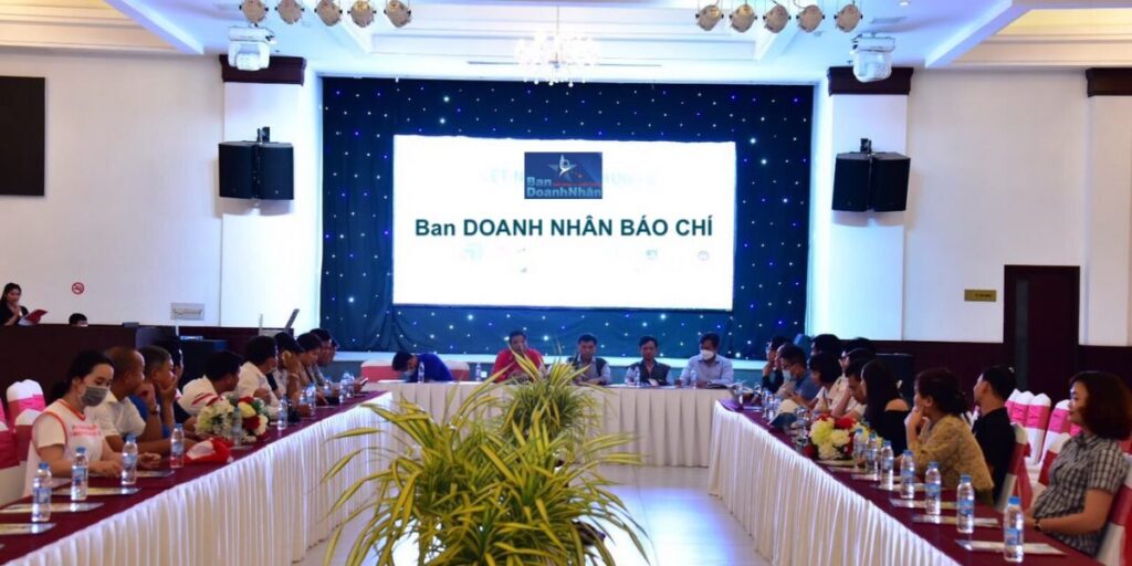 Câu lạc bộ "Kiến tạo lợi nhuận bền vững"